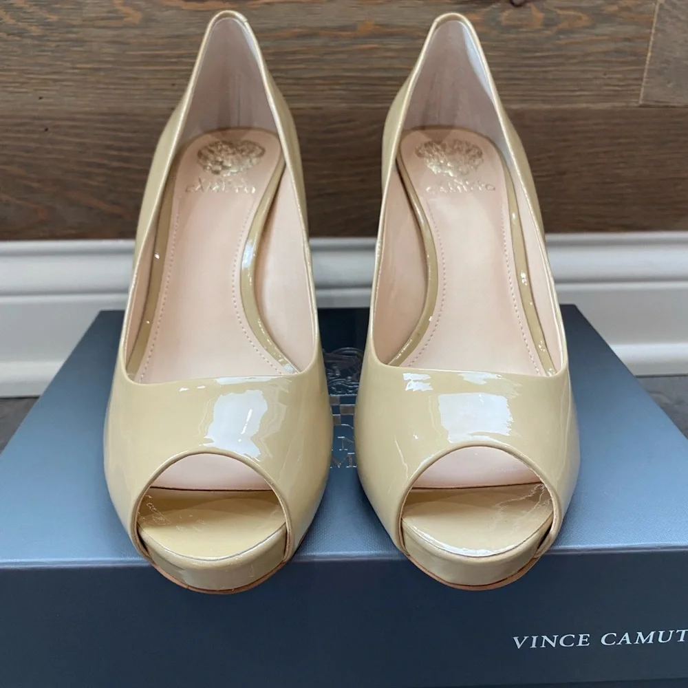 NWB Vince Camuto Nude Soft Cow Patent Heels - Picture 3 of 6